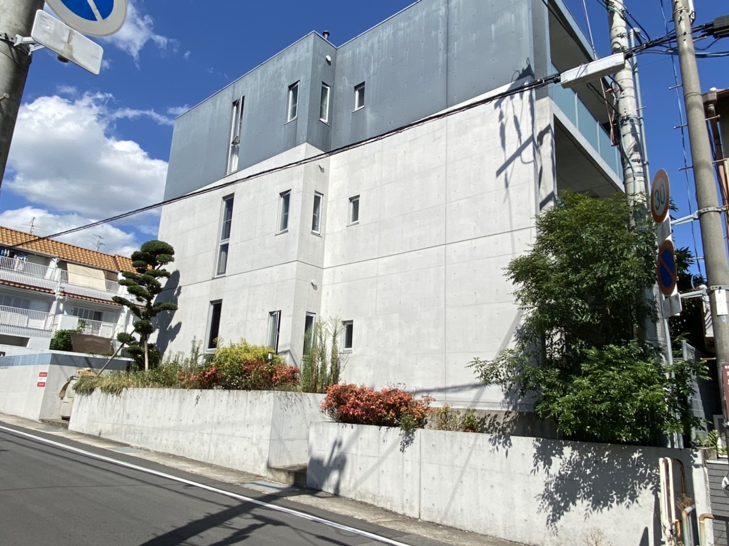 箕面市如意谷一丁目一棟マンション取得のお知らせ